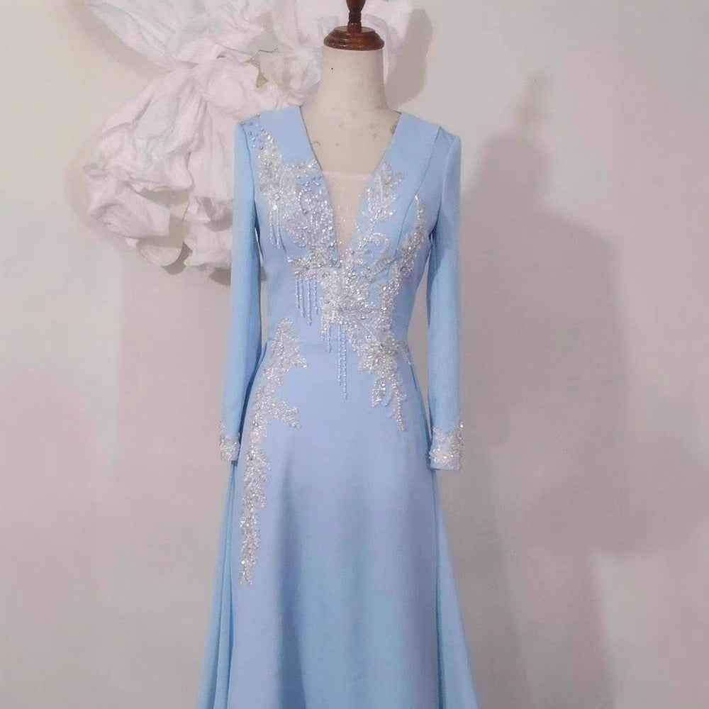 Light Luxury Minority Temperament Long Sleeve Performance Costume