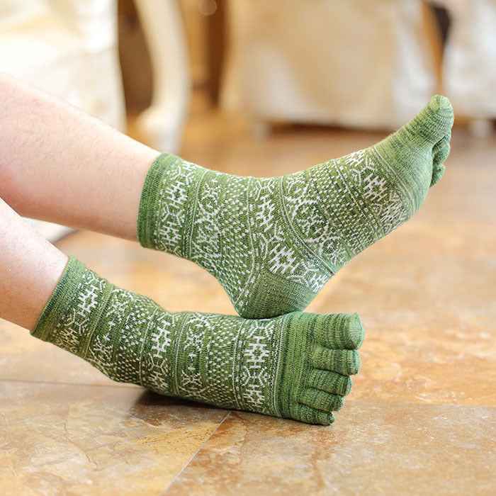 Large Size Men Five Finger Split Toe Socks