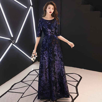 Mid-sleeve Dress For The Grand Annual Meeting Of The Hostess