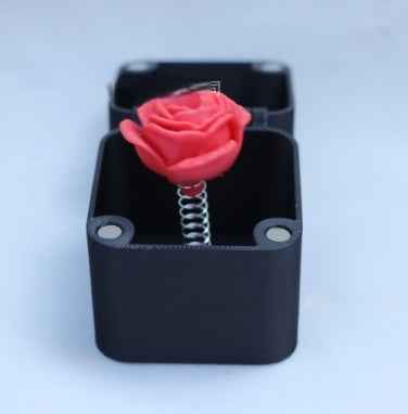 Christmas Interesting Prank Gift Middle Finger In Box Christmas Box Funny Creative Gifts Office Desk Decoration Home Decoration