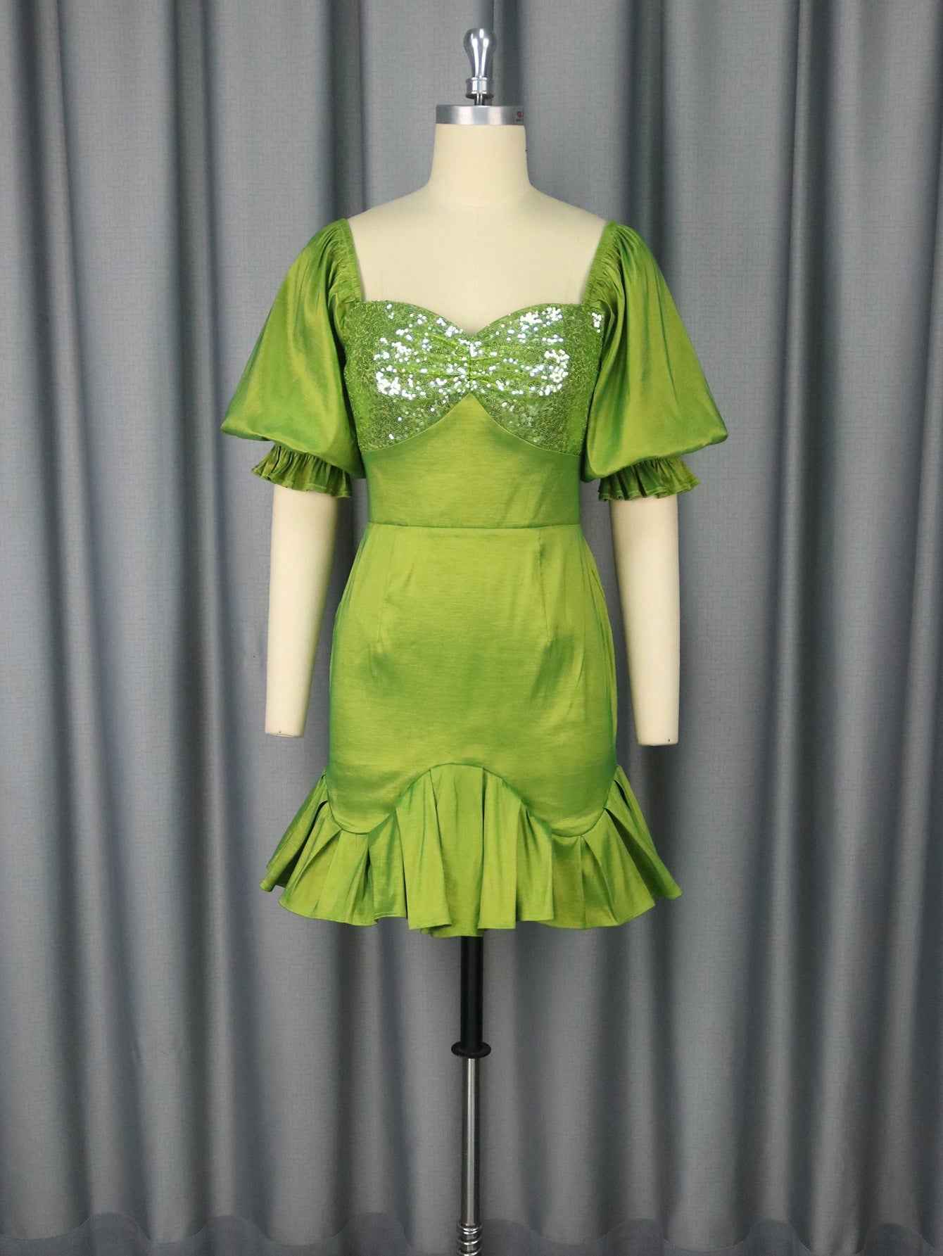 Sequin Stitching Ruffled Banquet Sheath Evening Dress