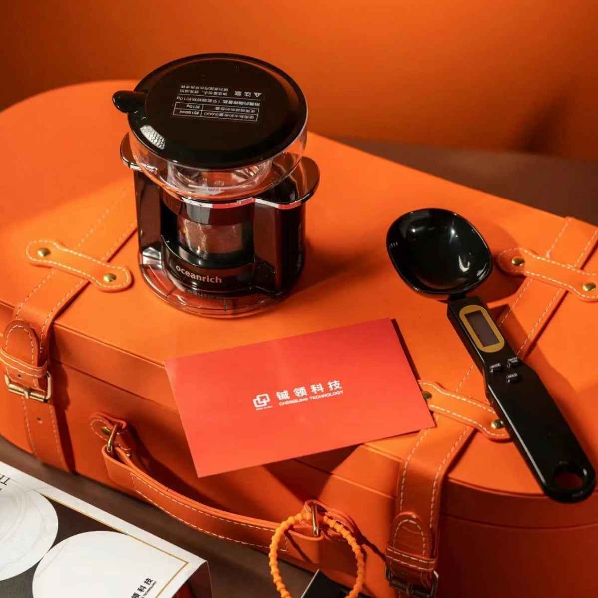 New Year Gift Box With Hand Gift PU Packing Box