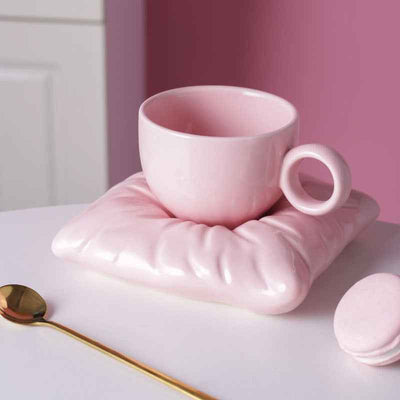 Nordic Style Ceramic Cup With Pillow Coaster Creative Couple Coffee Cup Tea Cups Saucers Christmas Gift Box Set Drinkware