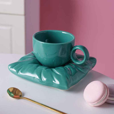Nordic Style Ceramic Cup With Pillow Coaster Creative Couple Coffee Cup Tea Cups Saucers Christmas Gift Box Set Drinkware