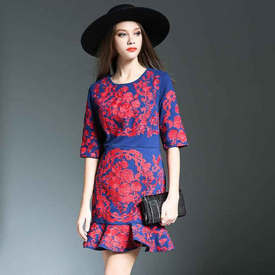 Fish tail wrap hip dress dress