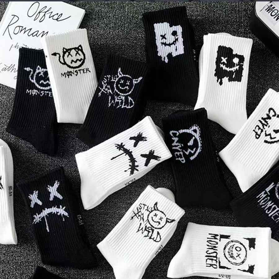 Men's Mid-calf Spring And Summer Trends Sports Black And White Socks