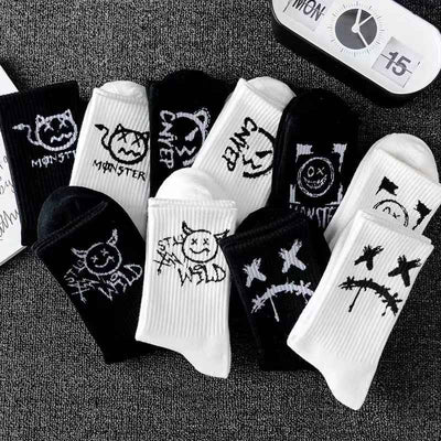 Men's Mid-calf Spring And Summer Trends Sports Black And White Socks