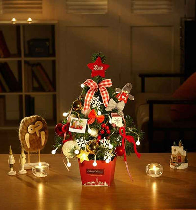 Lighted Mini Christmas Tree Set
