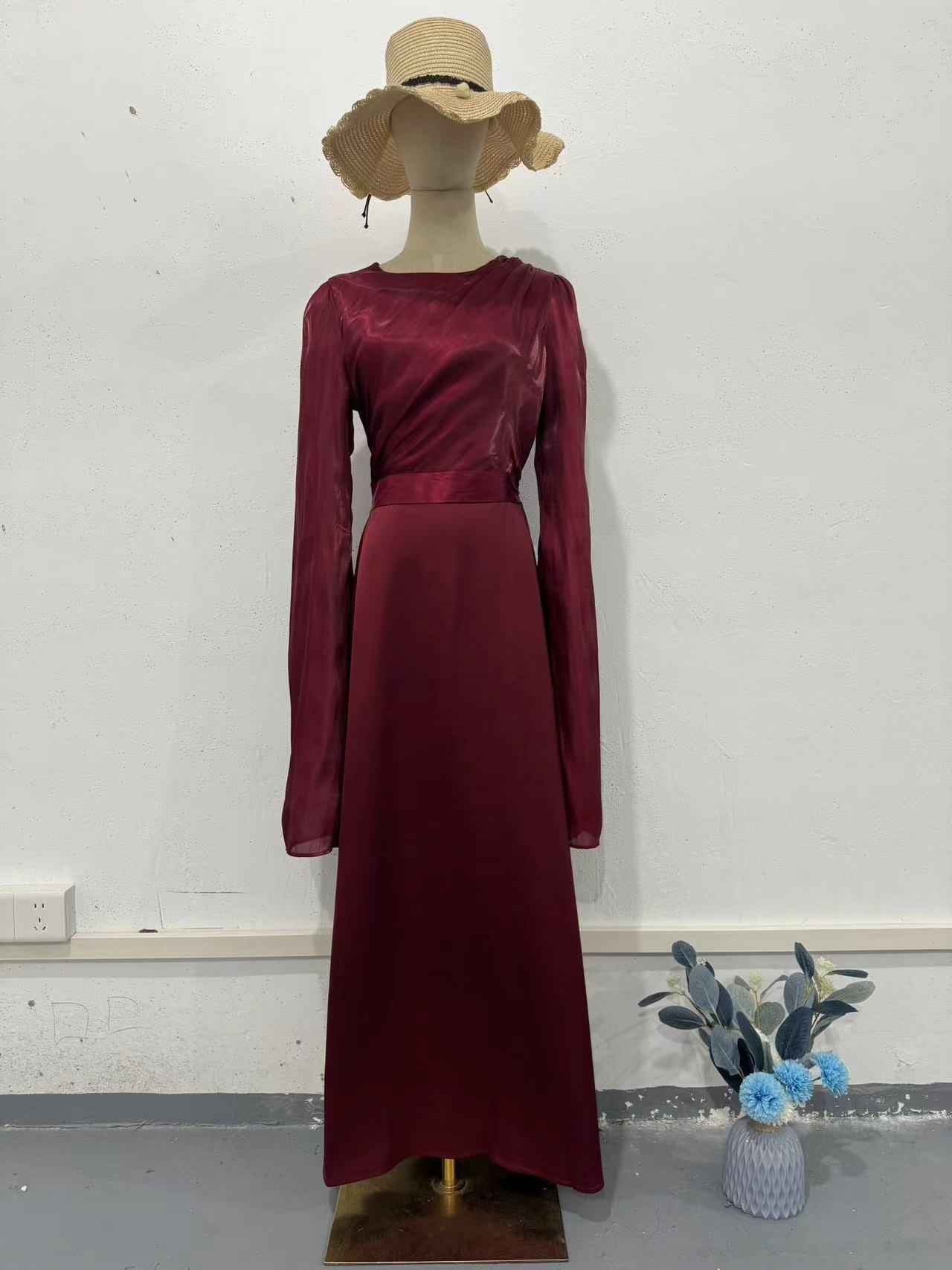 Elegant Summer Sleeve Contrast Chiffon & Satin Maxi Dress With Flared Cuffs - Slim Fit Long Dress For Women